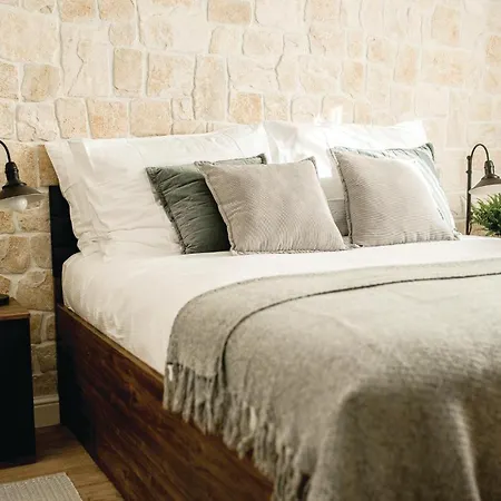 Gorgeous In With Sauna