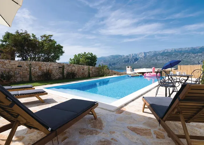 Gorgeous In With Sauna فينجيراك