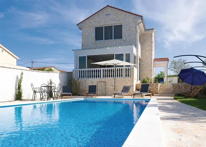 Gorgeous In With Sauna Vinjerac